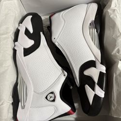 Air Jordan 14 Retro “Black Toe” 2025 Release