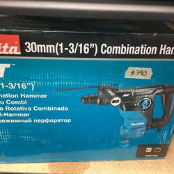 Makita Crded 1 3/16 Rotary Hammer $390