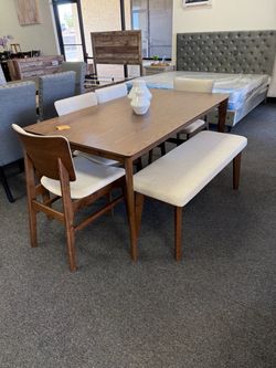 Dining set