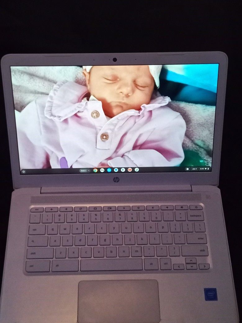 HP Touchscreen Chromebook Laptop