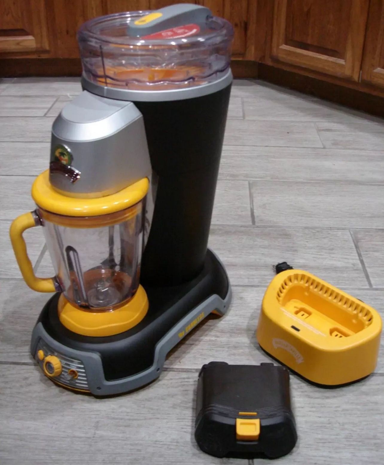 Cordless Dewalt Battery Powered Blender