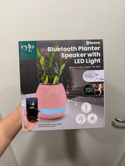 Plant speaker