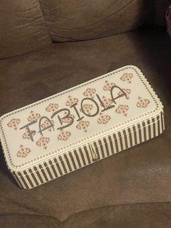 Customizable jewelry boxes