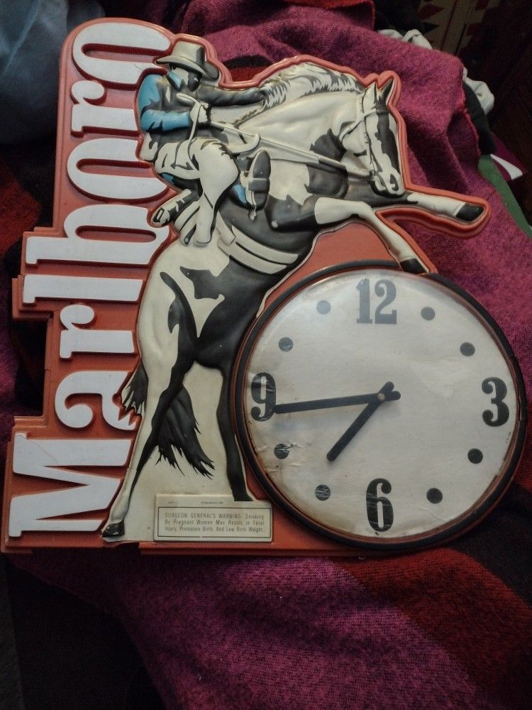 marlboro Vintage clock sign ,23x21