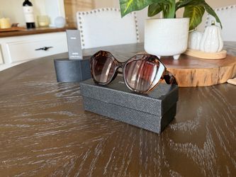 Prada Tortoise