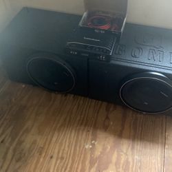 Rockford Fosgate P2  12,s With qbox And 1500 Watt 750 Rms Rockford Fosgate Amp.$650