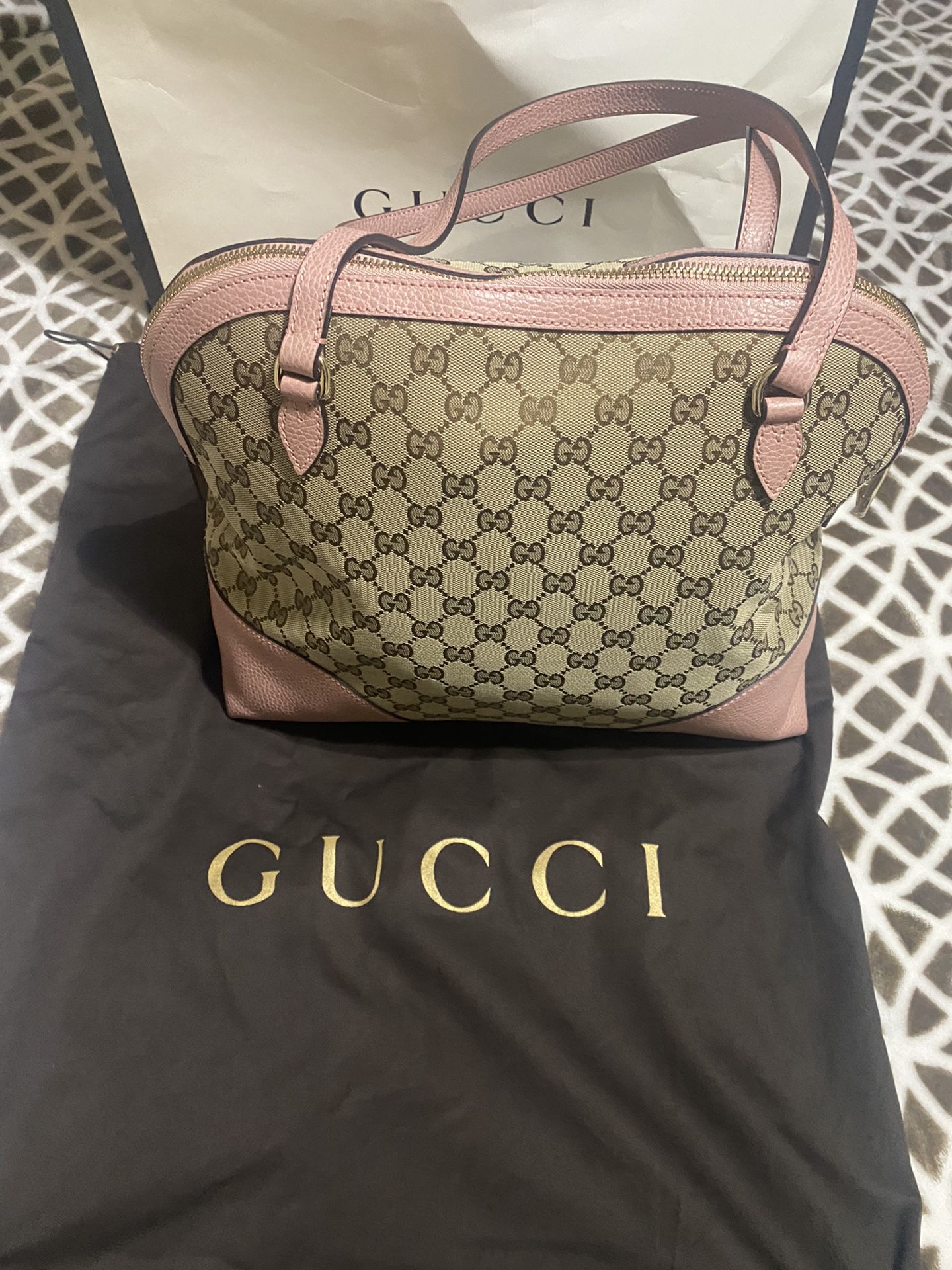 Gucci Logo Large Tote Handbag