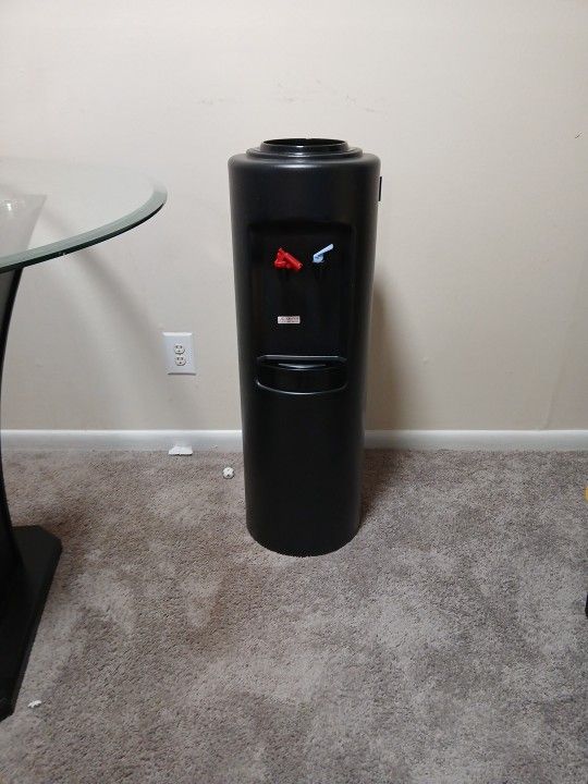 Water Dispenser 