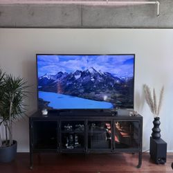 LG 75” 4K UHD Smart TV (Model: 75UK6570PUB) – Excellent Condition
