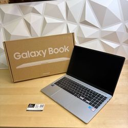 Samsung Galaxy Book5 15.6" Laptop