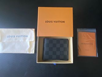 Lv monogram wallet