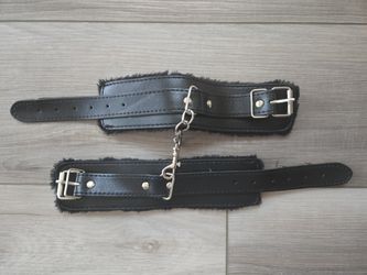 Fuzzy Handcuffs 