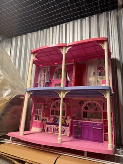 Doll house