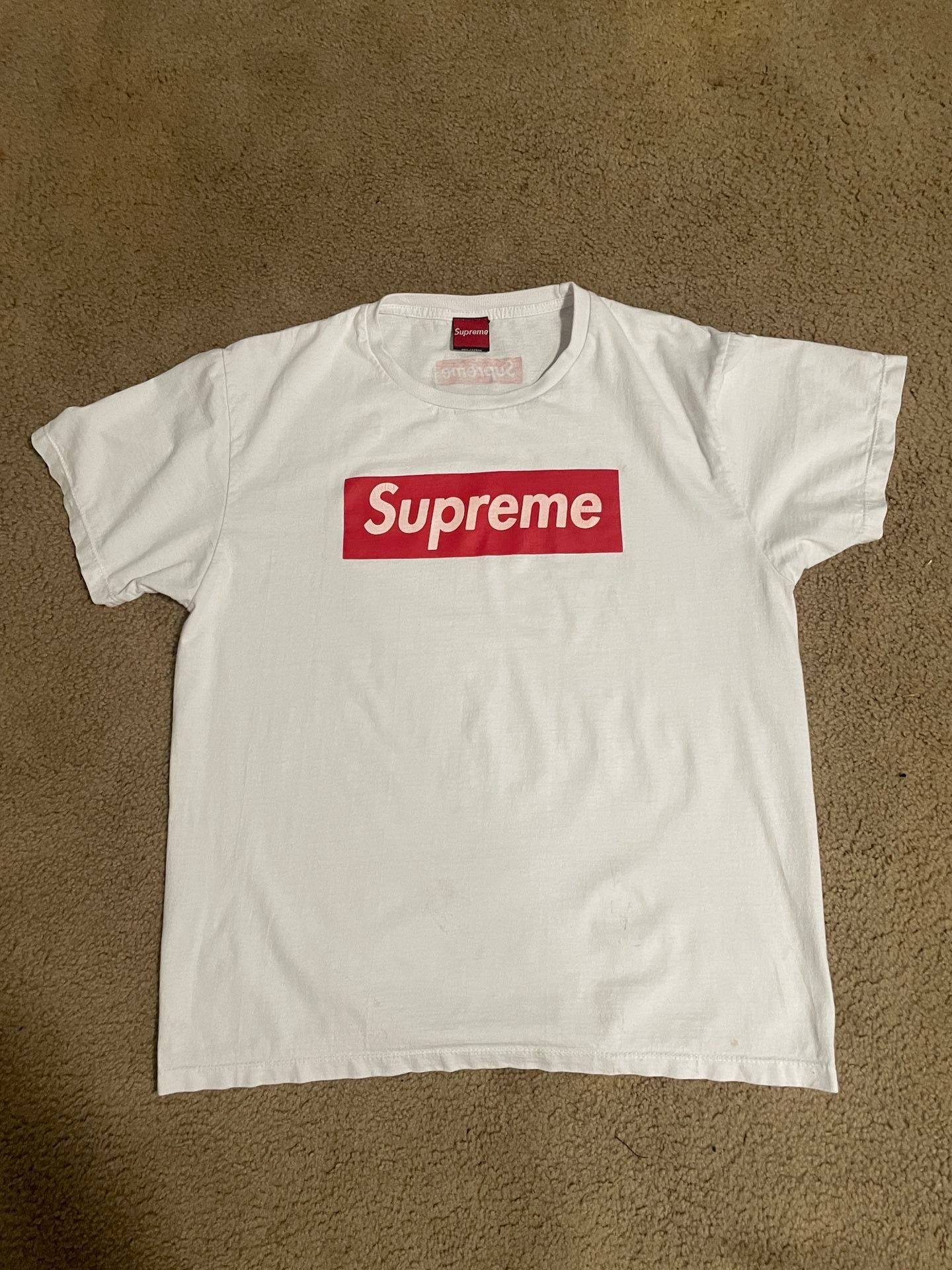 Supreme Box Logo Shirt Size L But Fits Like Size S