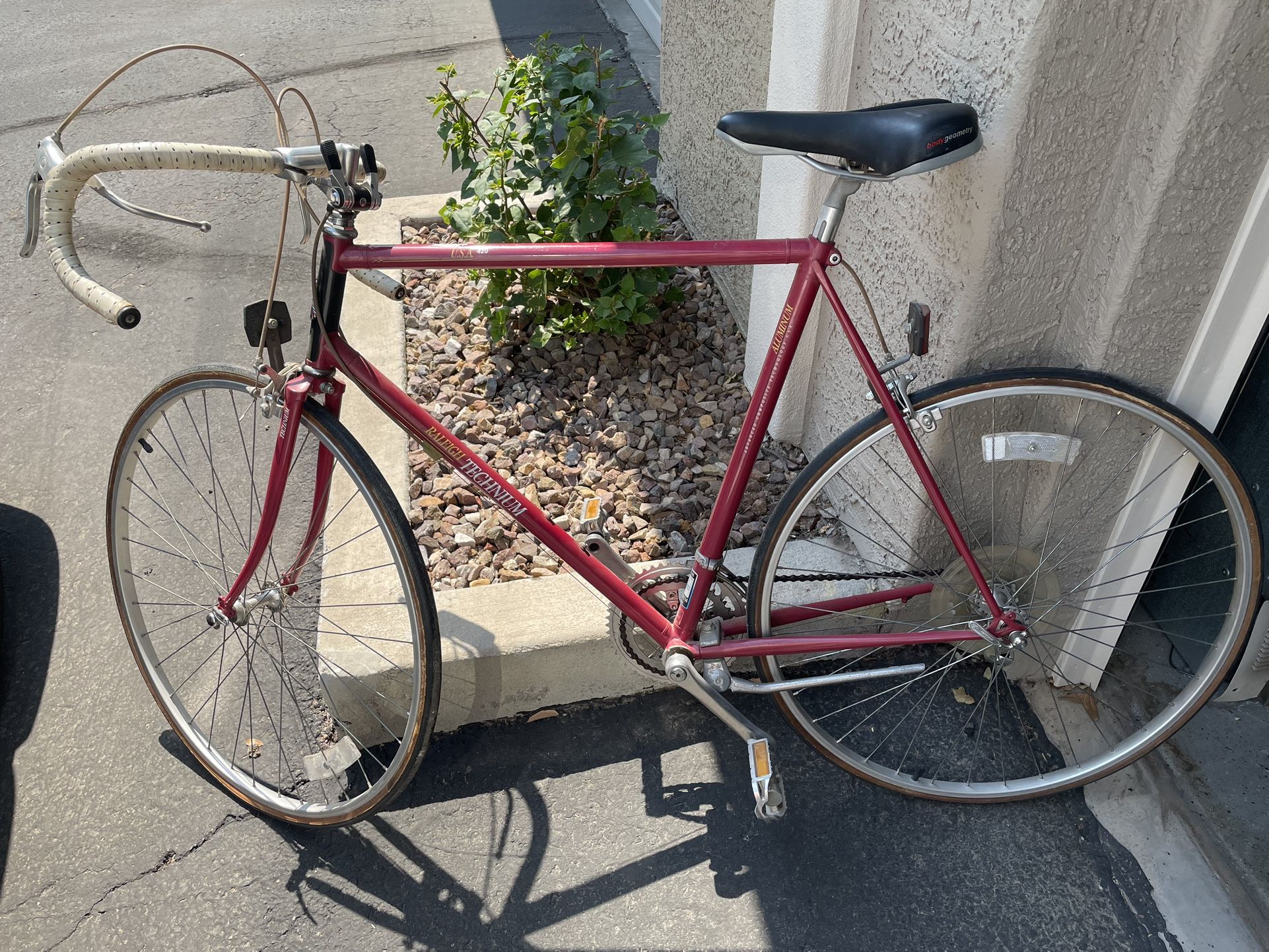 Raleigh Technium 420 Bicycle 59cm