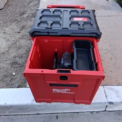 Milwaukee Packout Rolling Box