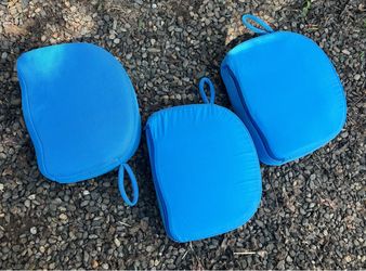Set of 3 Blue Mesh Weighted Spa Booster Seats