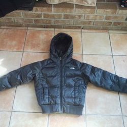 THE NORTH FACE SIZE SMALL  WINTER COAT 