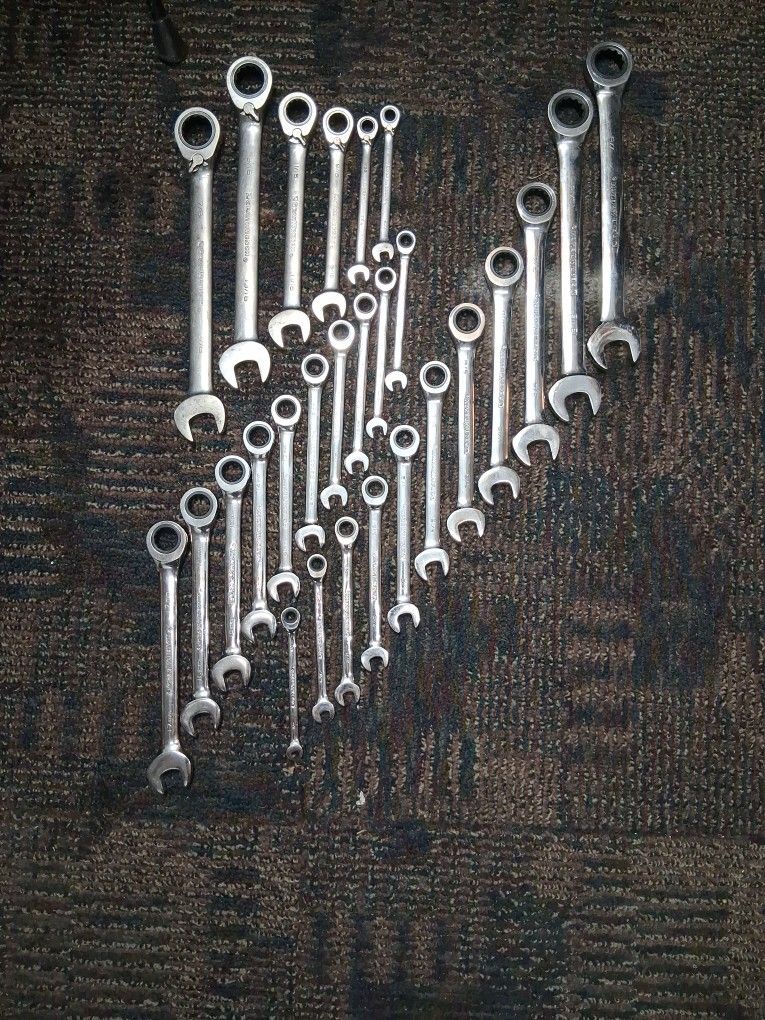 Gearwrench Reversible Ratcheting Wrenches