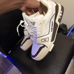 Louie Vuitton Shoes (SIZE 12)