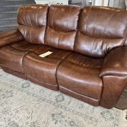 $55 Down Finance Power Reclining Sectional Sofa Sleeper Bedroom Set Queen Bed King Bed Mattres Dining Set 