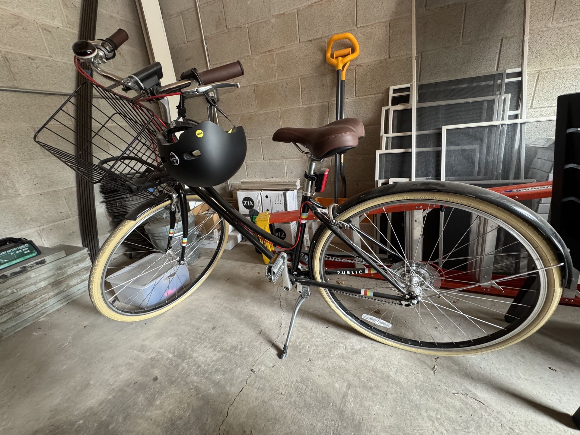 Women’s Public Bicycle