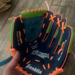 Franklin Mesh Glove - baseball left glove size 9 1/2