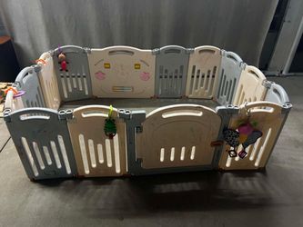 Baby playpens