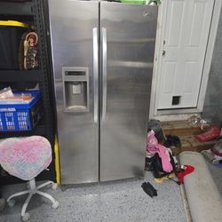 Free Fridge. It Broken 