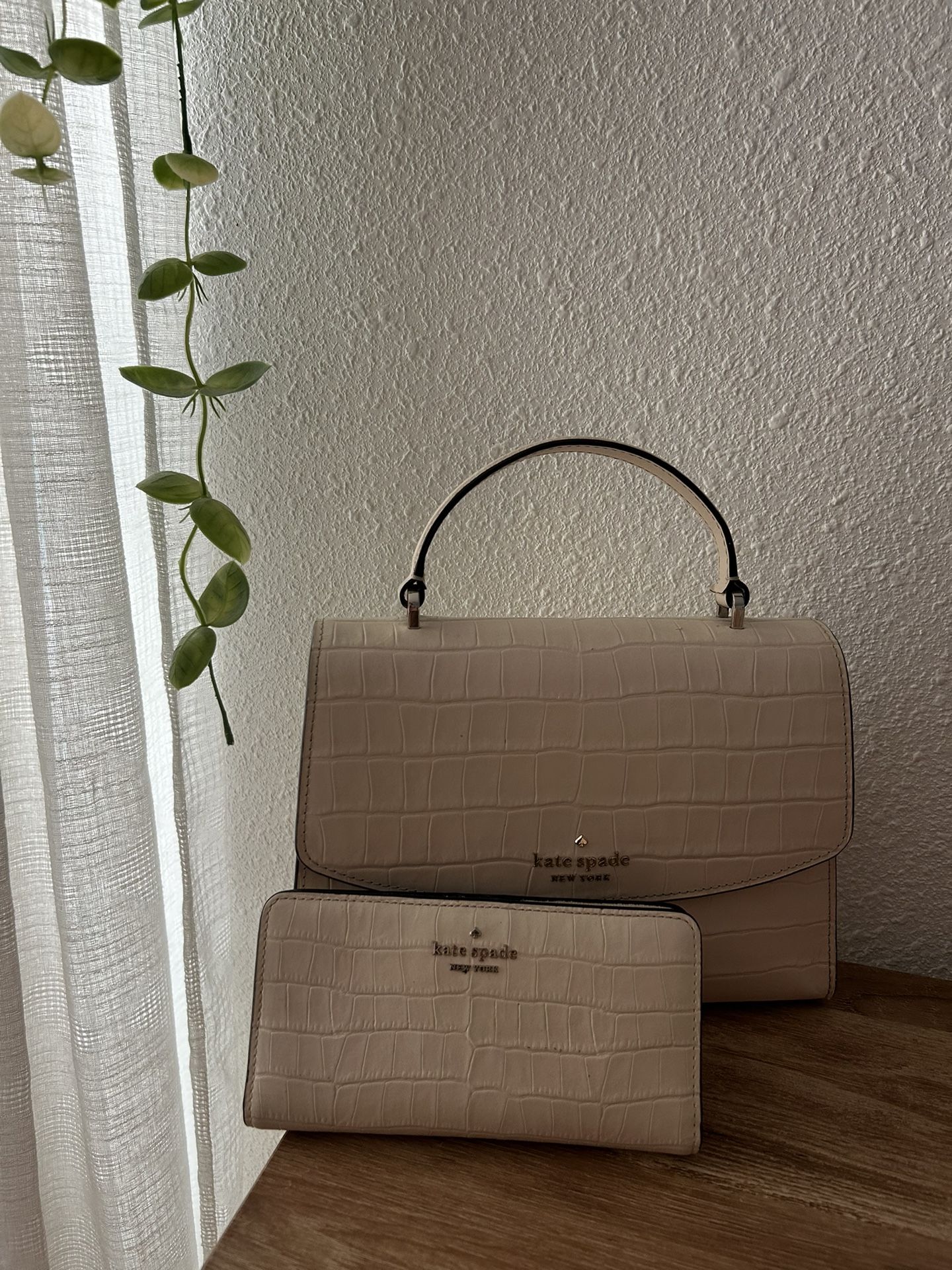 Kate Spade Pure & Matching Wallet