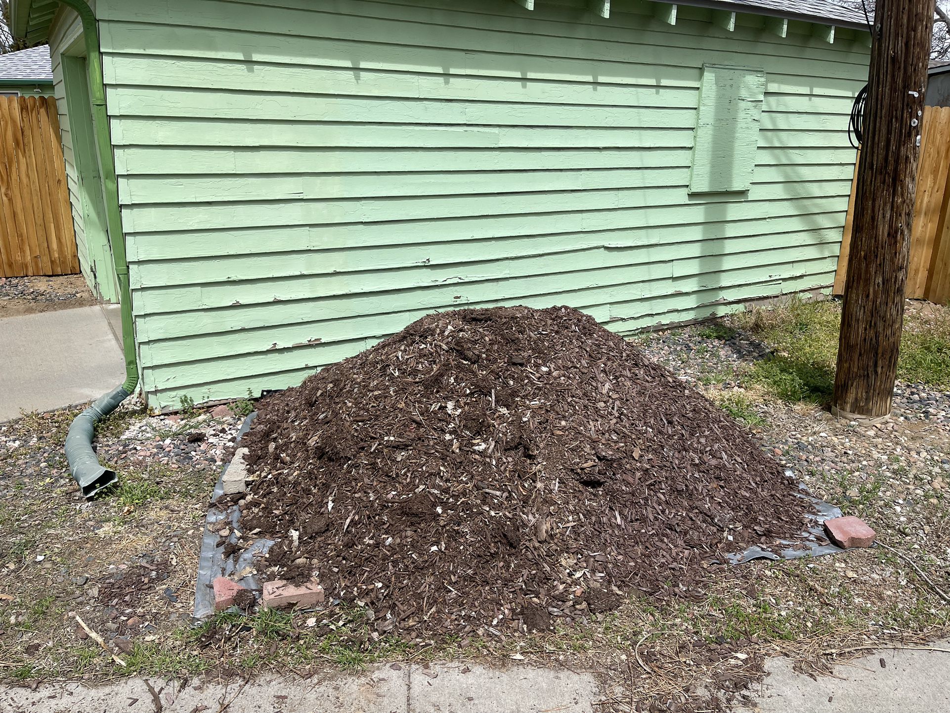 Free: Brown Mulch! There’s Still Some Left!