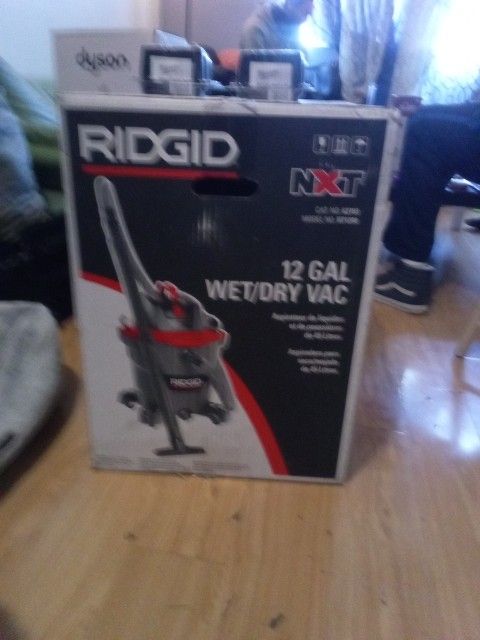 Rigid 12 Gallon Wet Dry Vac