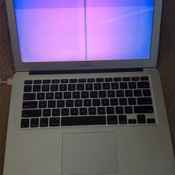 MacBook Air (Broken Screen)