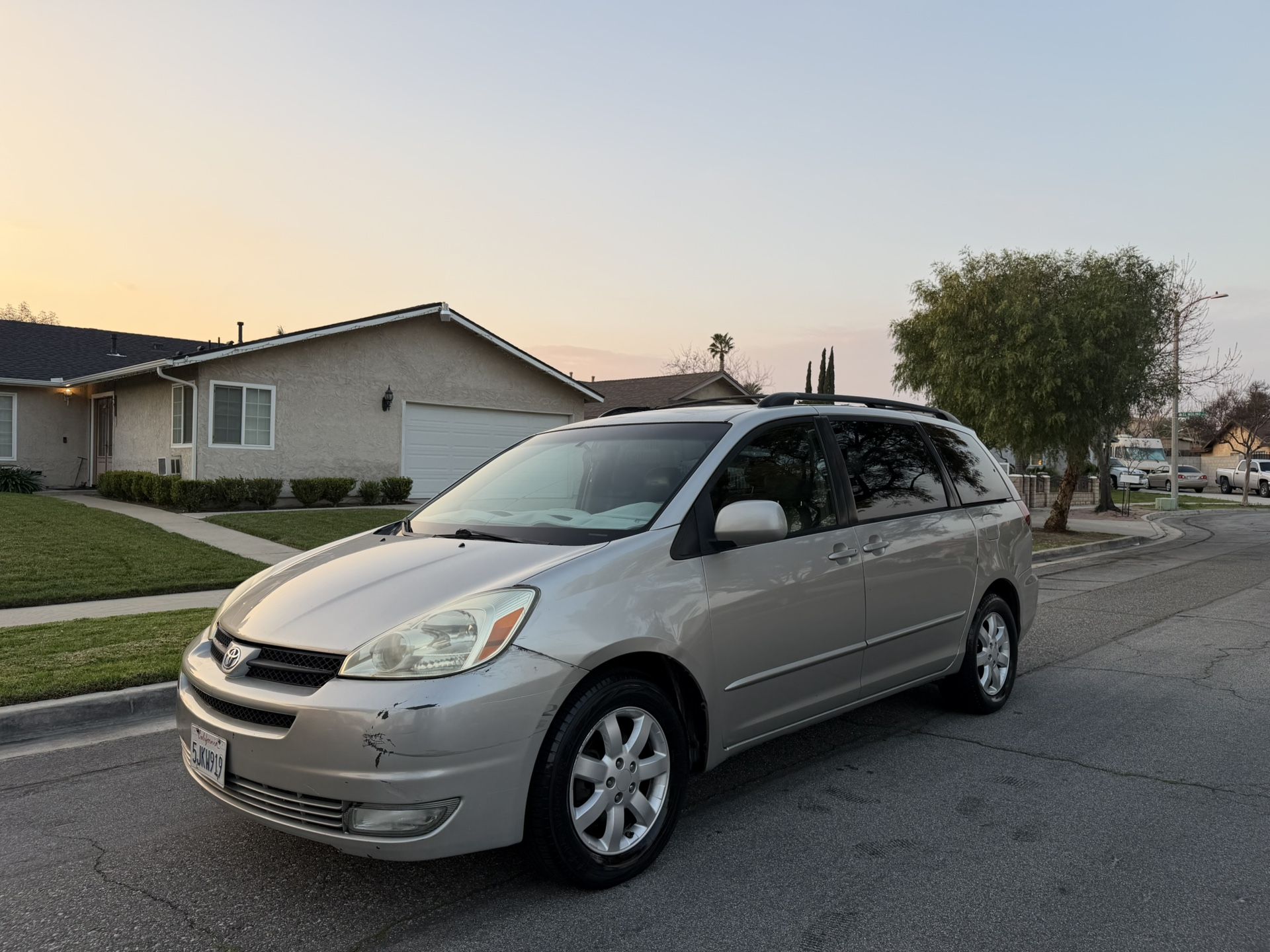 2004 Toyota Sienna