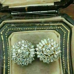 Baguett/Round Simulated Diamond Cluster Earrings