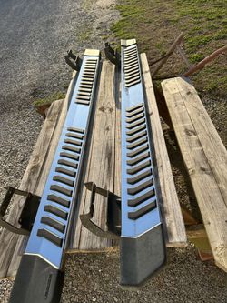 2016 Ford running boards