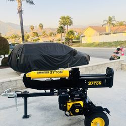 Champion 37 ton log splitter NEW