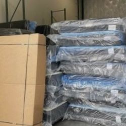 Queen Mattress Clearance 50%-80% s. s going fast!