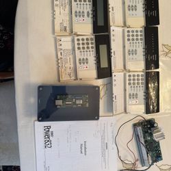 DSC 8/32 Alarm System with five keypads