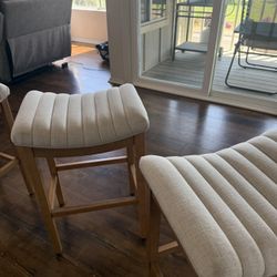 Bar Stools 