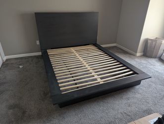 Wooden Queen Platform Bed Frame and Headboard