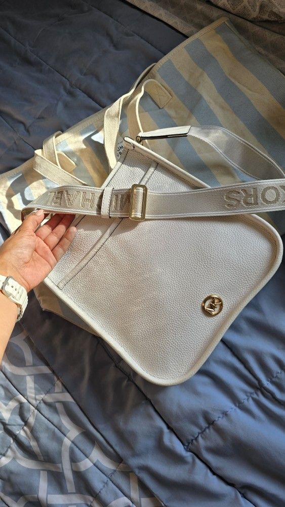 Michael Kors Hand Bag