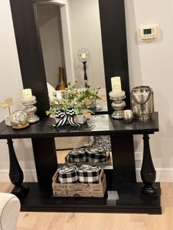 Hitchcock Console Table