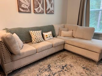 L Shaped Sofa with chaise