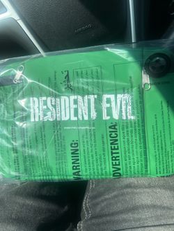 RESIDENT EVIL MEDICAL COURIER MOVIE BAG