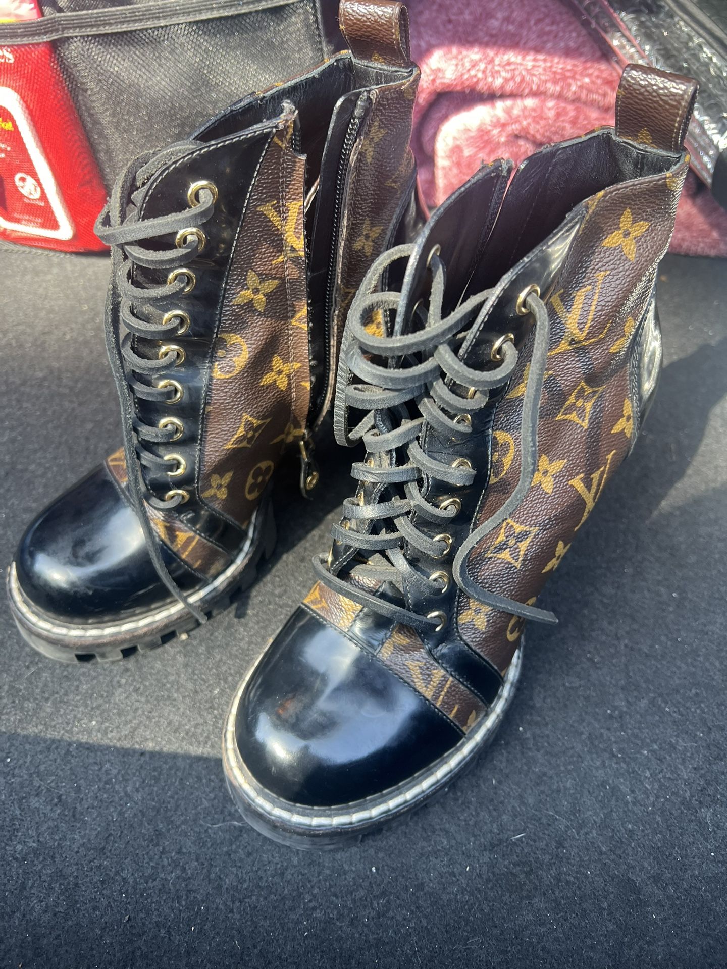 Louis Vuitton Women Boots