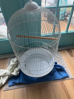 Bird cage white like new
