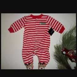NWT Baby NEWBORN Fleece Christmas Reindeer Sleeper Pajama 

