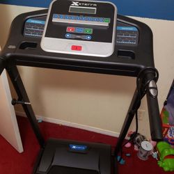 Treadmill For Sale 