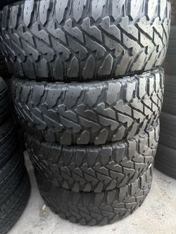 4 used tires 285/70r17 Yokohama mt 🤑free installation and balance ‼️👌financing available